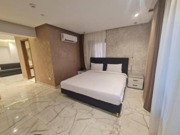Deluxe Junior Suite